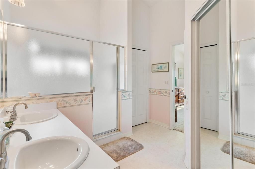 En Venta: $259,000 (2 camas, 2 baños, 1563 Pies cuadrados)