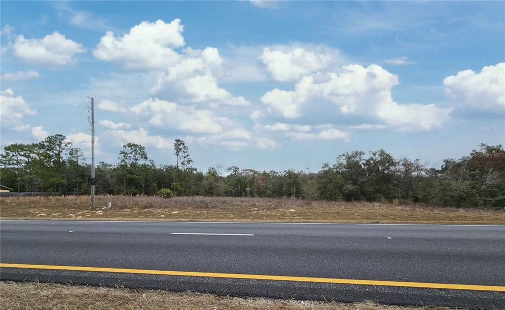 На продажу: $60,000 (1.76 acres)