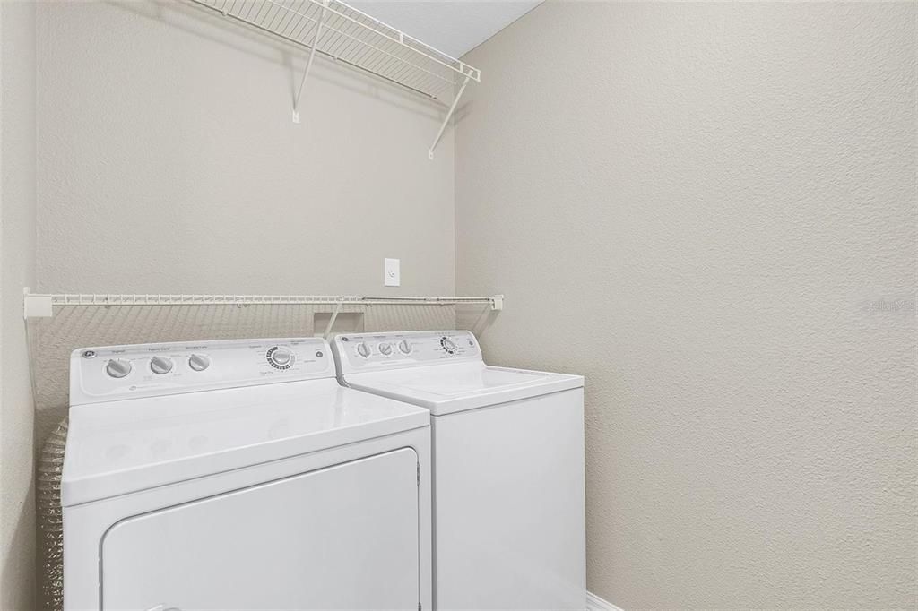 В аренду: $2,200 (2 спален, 2 ванн, 1018 Квадратных фут)