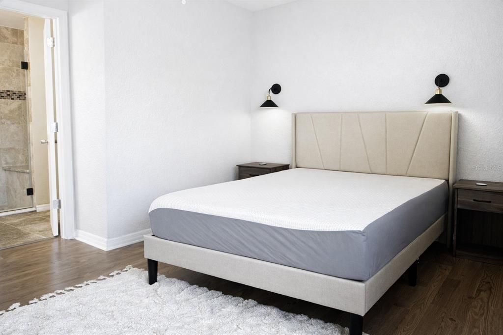 В аренду: $2,200 (2 спален, 2 ванн, 1018 Квадратных фут)