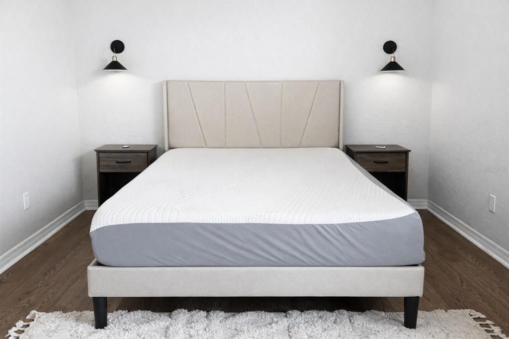 В аренду: $2,200 (2 спален, 2 ванн, 1018 Квадратных фут)