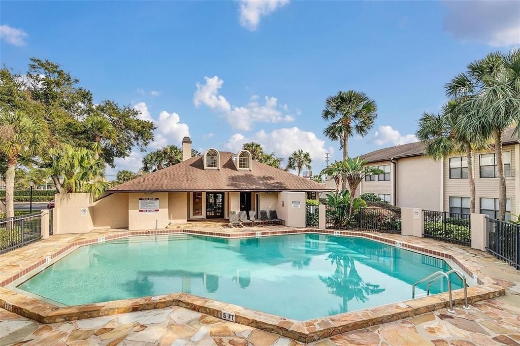 В аренду: $2,200 (2 спален, 2 ванн, 1018 Квадратных фут)