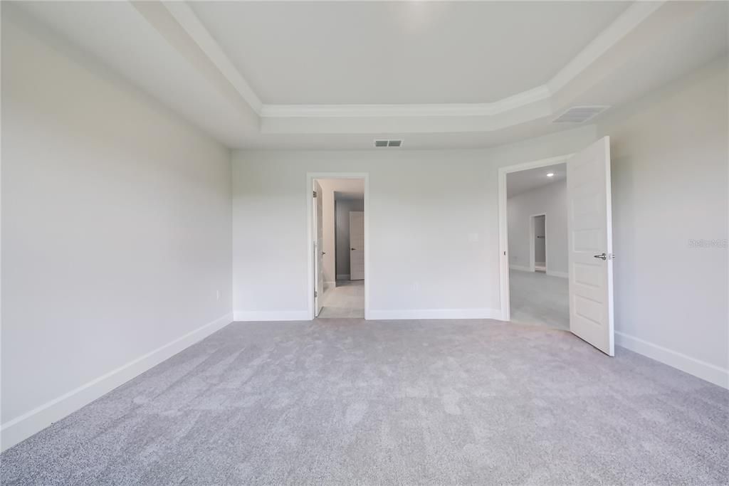 En Venta: $428,600 (4 camas, 3 baños, 2200 Pies cuadrados)