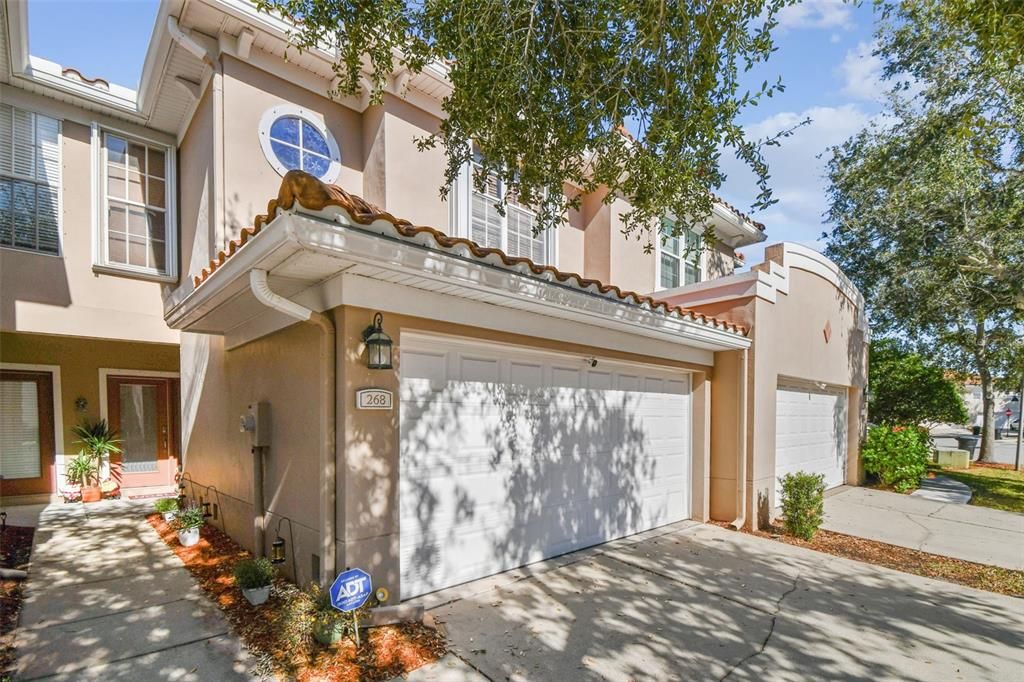 For Sale: $435,000 (3 beds, 2 baths, 1990 Square Feet)