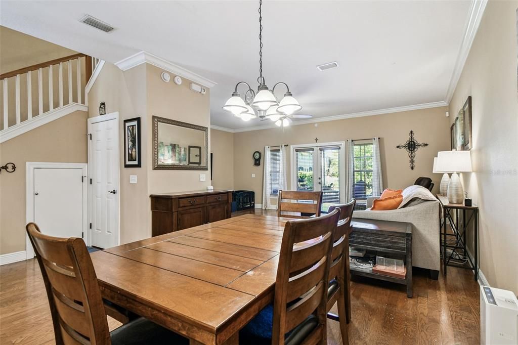 For Sale: $435,000 (3 beds, 2 baths, 1990 Square Feet)