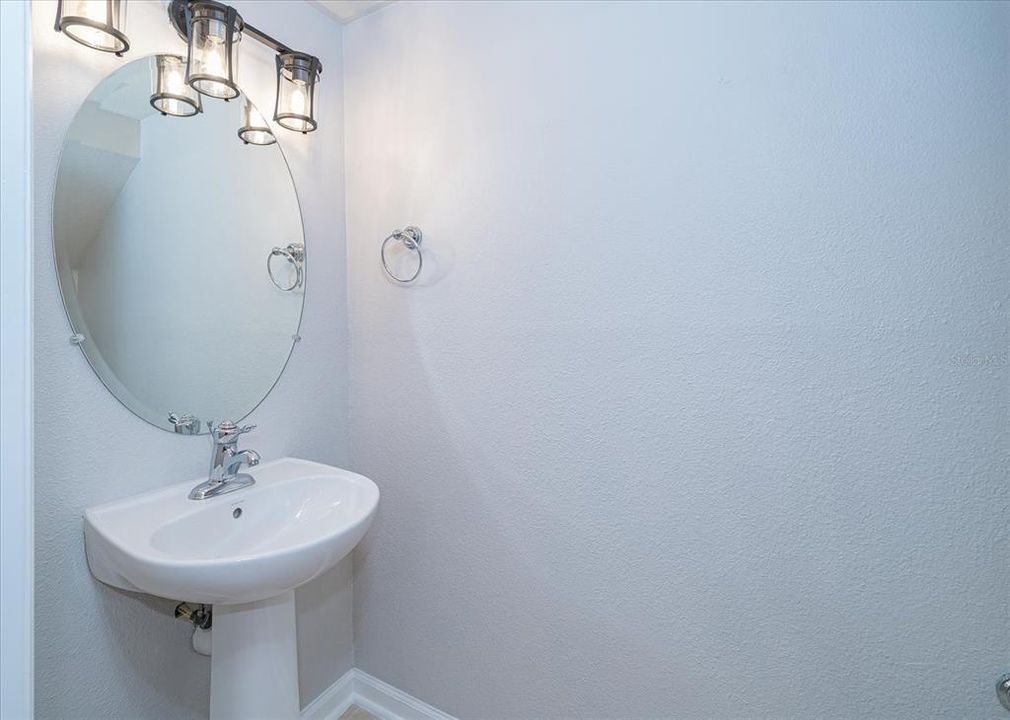 En Venta: $294,900 (2 camas, 2 baños, 1248 Pies cuadrados)