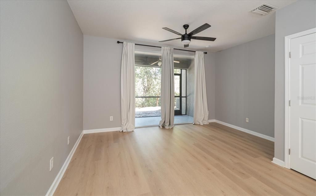 En Venta: $294,900 (2 camas, 2 baños, 1248 Pies cuadrados)