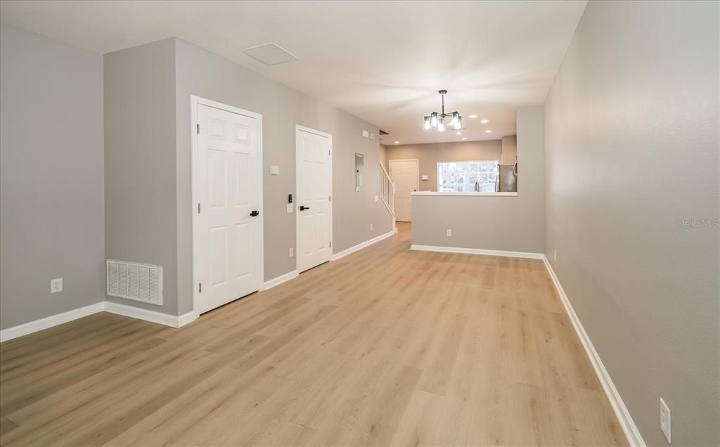 En Venta: $294,900 (2 camas, 2 baños, 1248 Pies cuadrados)