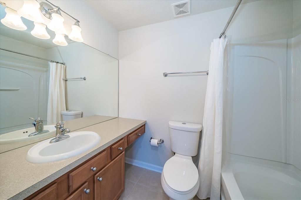 En Venta: $294,900 (2 camas, 2 baños, 1248 Pies cuadrados)