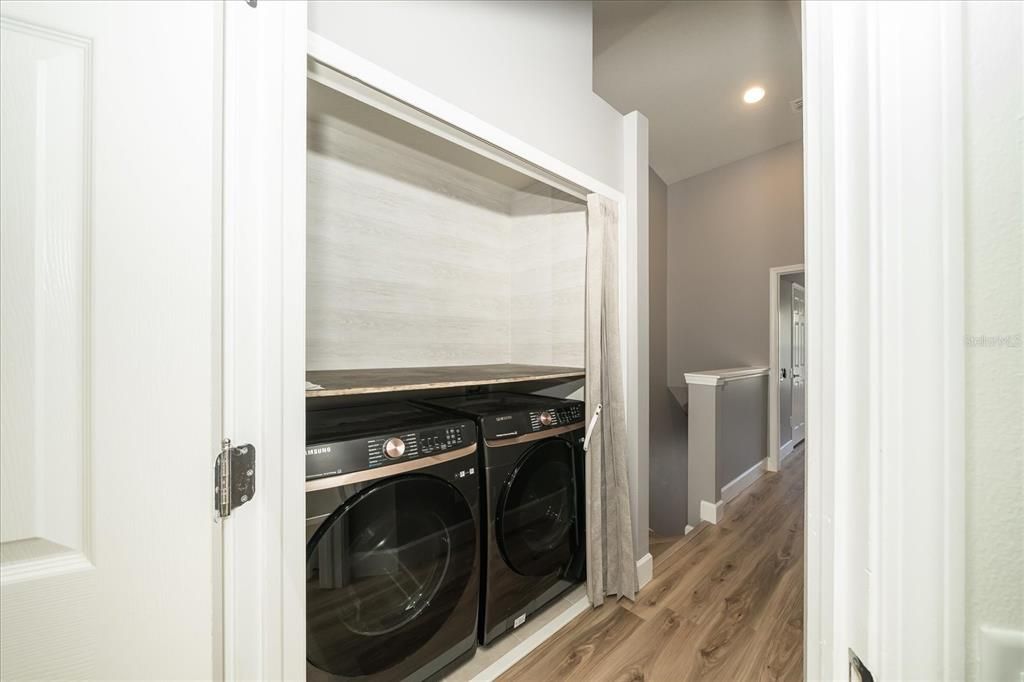 En Venta: $294,900 (2 camas, 2 baños, 1248 Pies cuadrados)