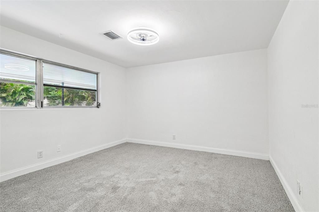 For Rent: $2,995 (4 beds, 3 baths, 2320 Square Feet)