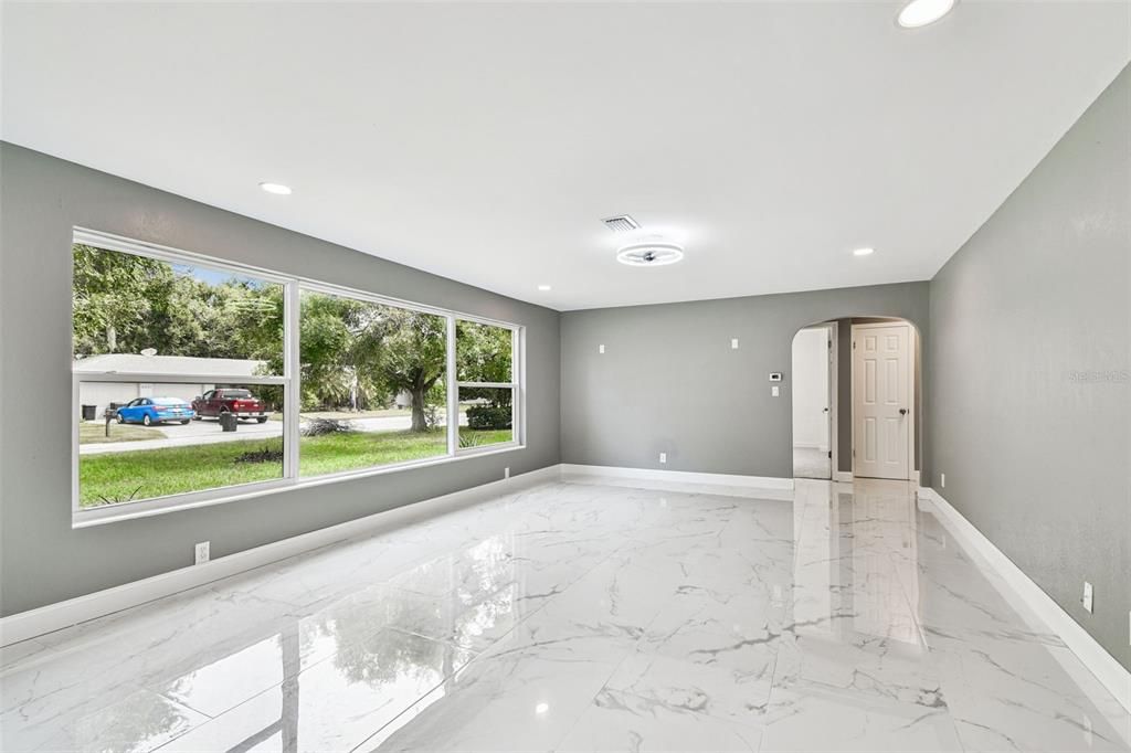 For Rent: $2,995 (4 beds, 3 baths, 2320 Square Feet)