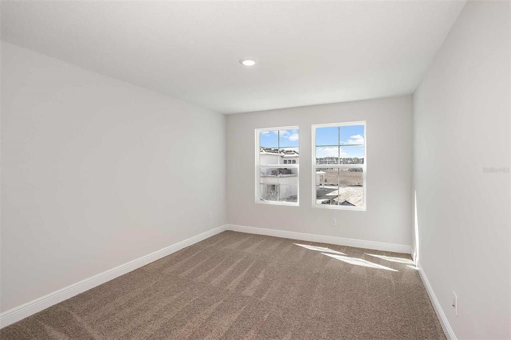 For Sale: $542,490 (5 beds, 3 baths, 3040 Square Feet)