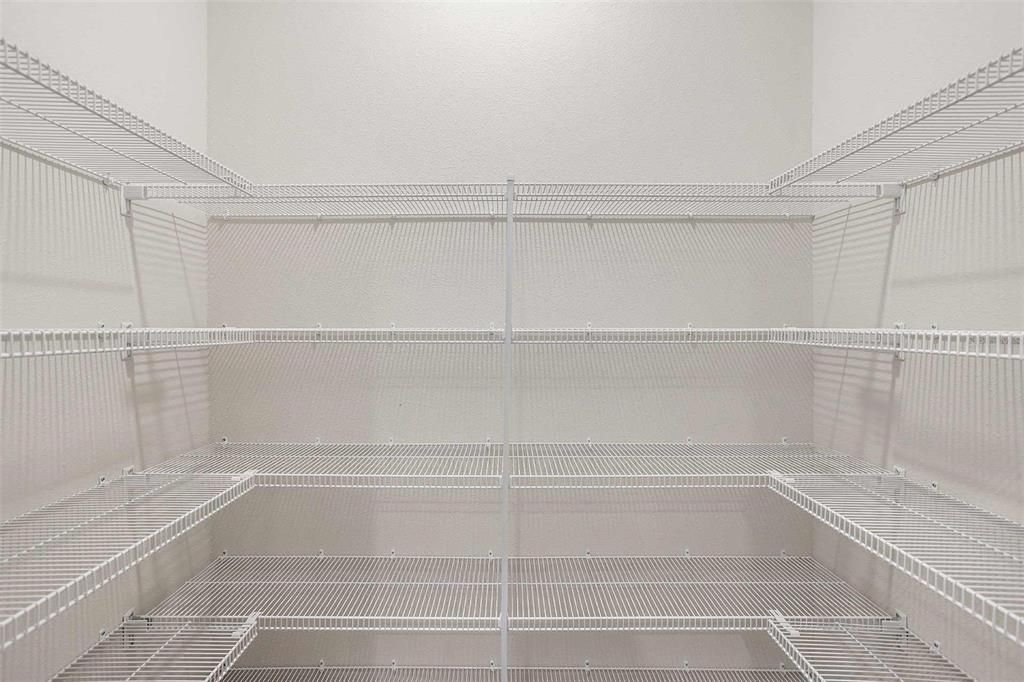 For Sale: $542,490 (5 beds, 3 baths, 3040 Square Feet)