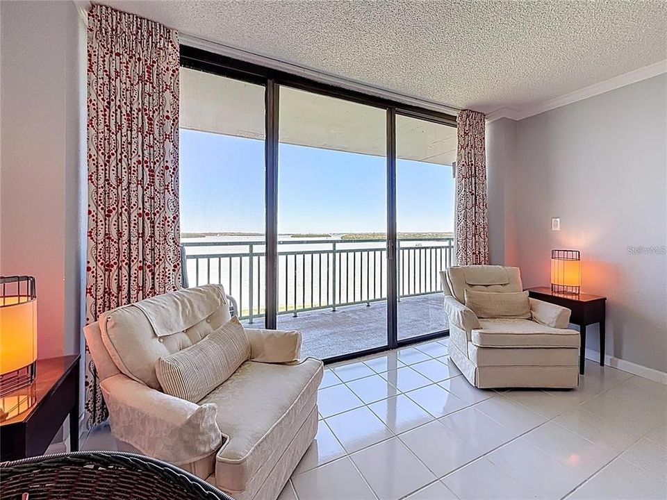 For Sale: $659,900 (3 beds, 2 baths, 1470 Square Feet)