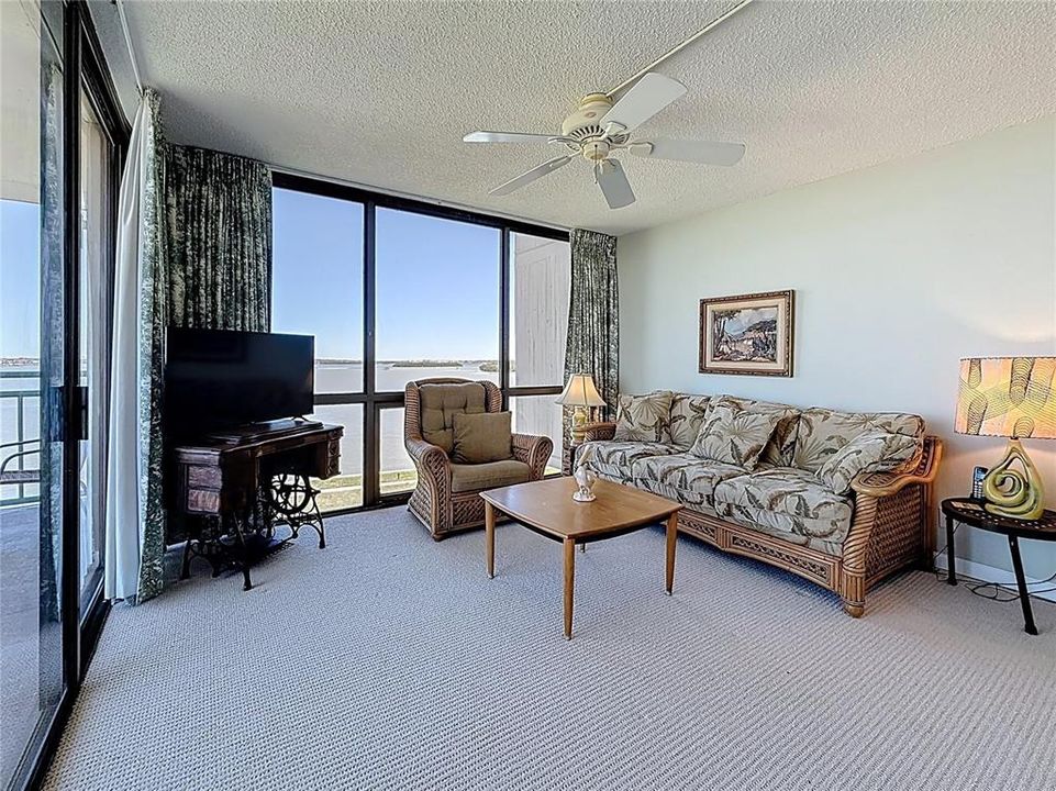 For Sale: $659,900 (3 beds, 2 baths, 1470 Square Feet)