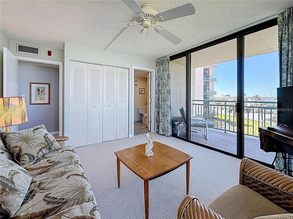 For Sale: $659,900 (3 beds, 2 baths, 1470 Square Feet)