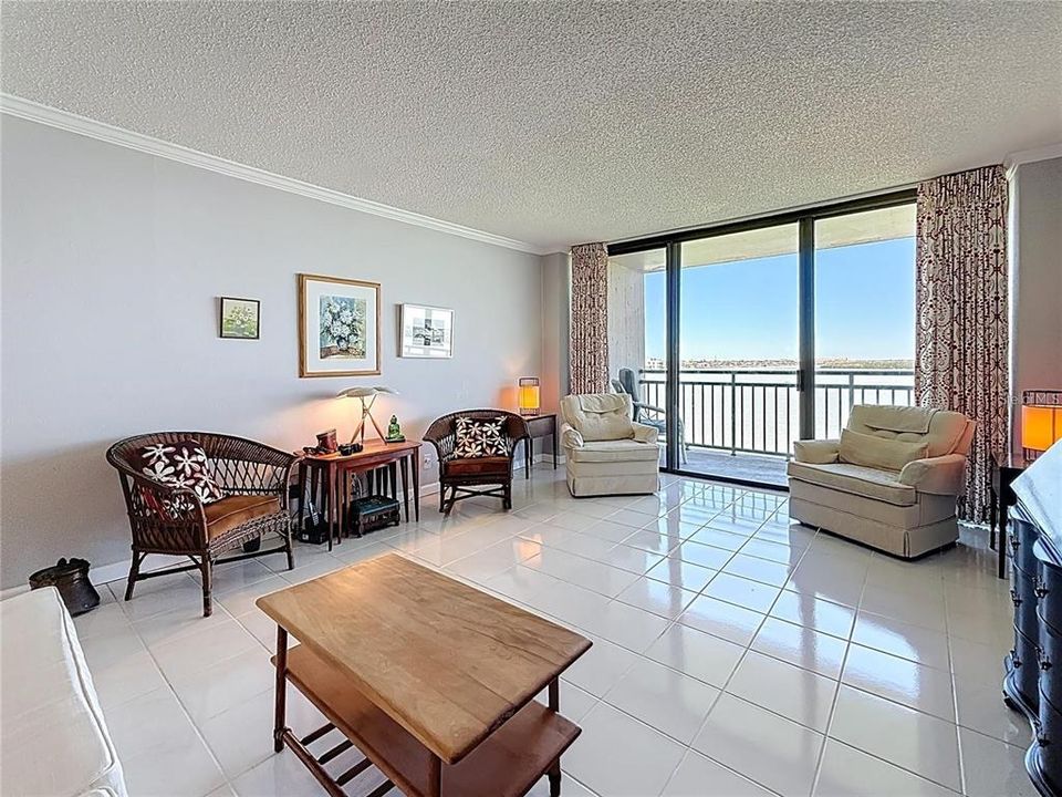 For Sale: $659,900 (3 beds, 2 baths, 1470 Square Feet)