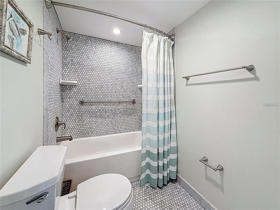 For Sale: $659,900 (3 beds, 2 baths, 1470 Square Feet)