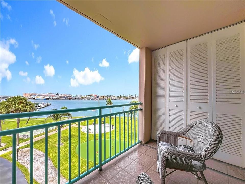 For Sale: $659,900 (3 beds, 2 baths, 1470 Square Feet)