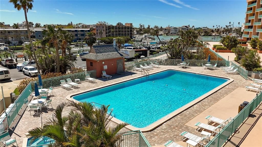 For Sale: $659,900 (3 beds, 2 baths, 1470 Square Feet)