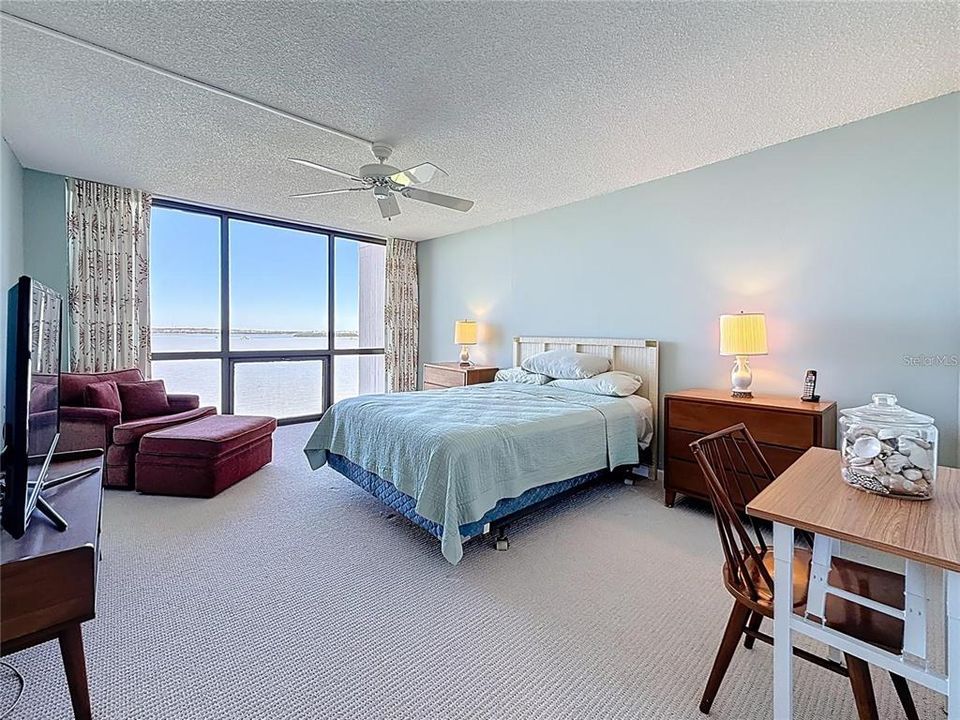 For Sale: $659,900 (3 beds, 2 baths, 1470 Square Feet)