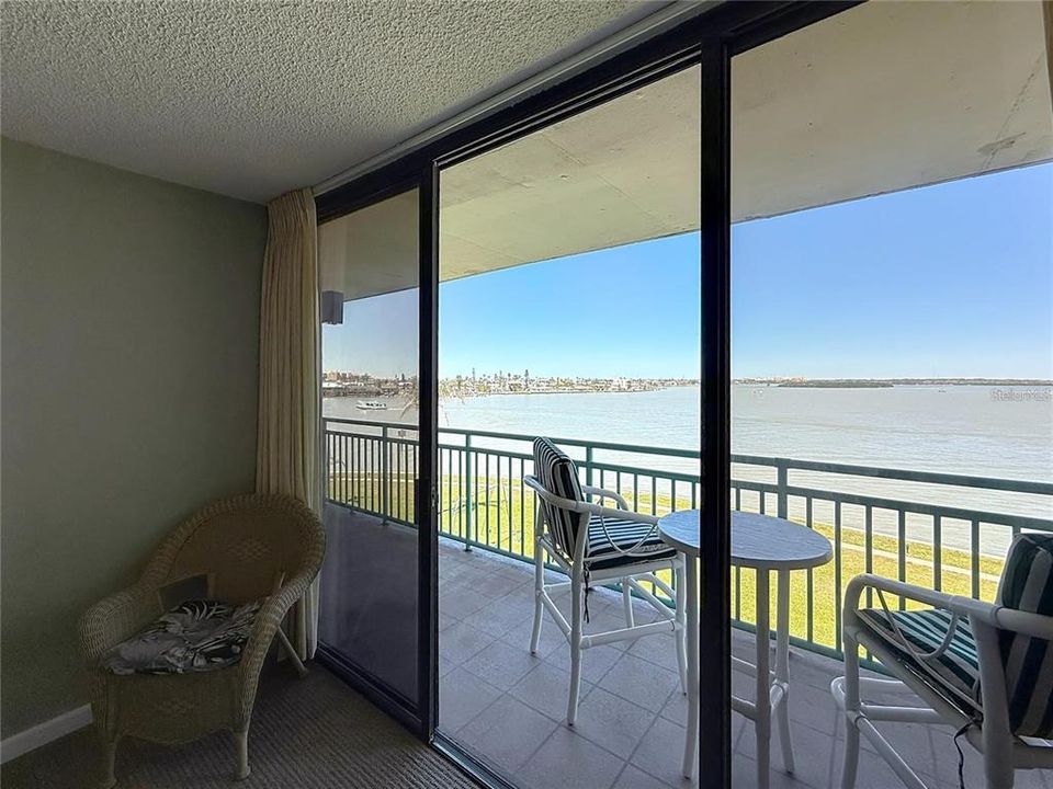 For Sale: $659,900 (3 beds, 2 baths, 1470 Square Feet)