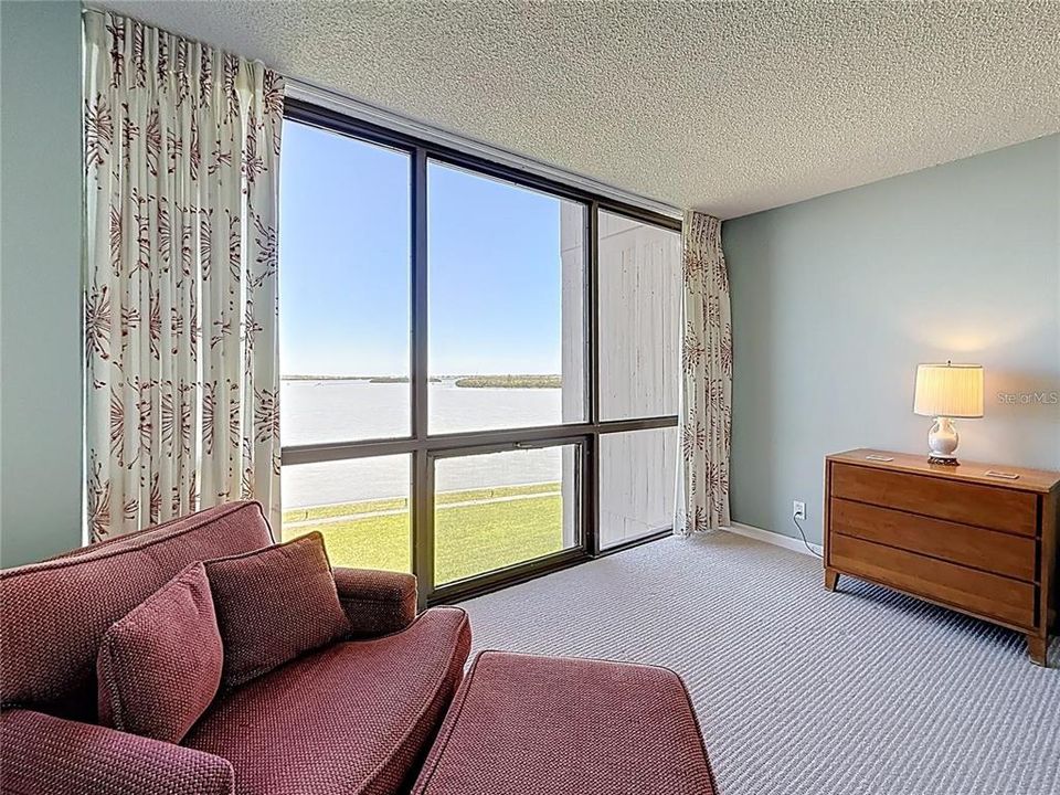 For Sale: $659,900 (3 beds, 2 baths, 1470 Square Feet)