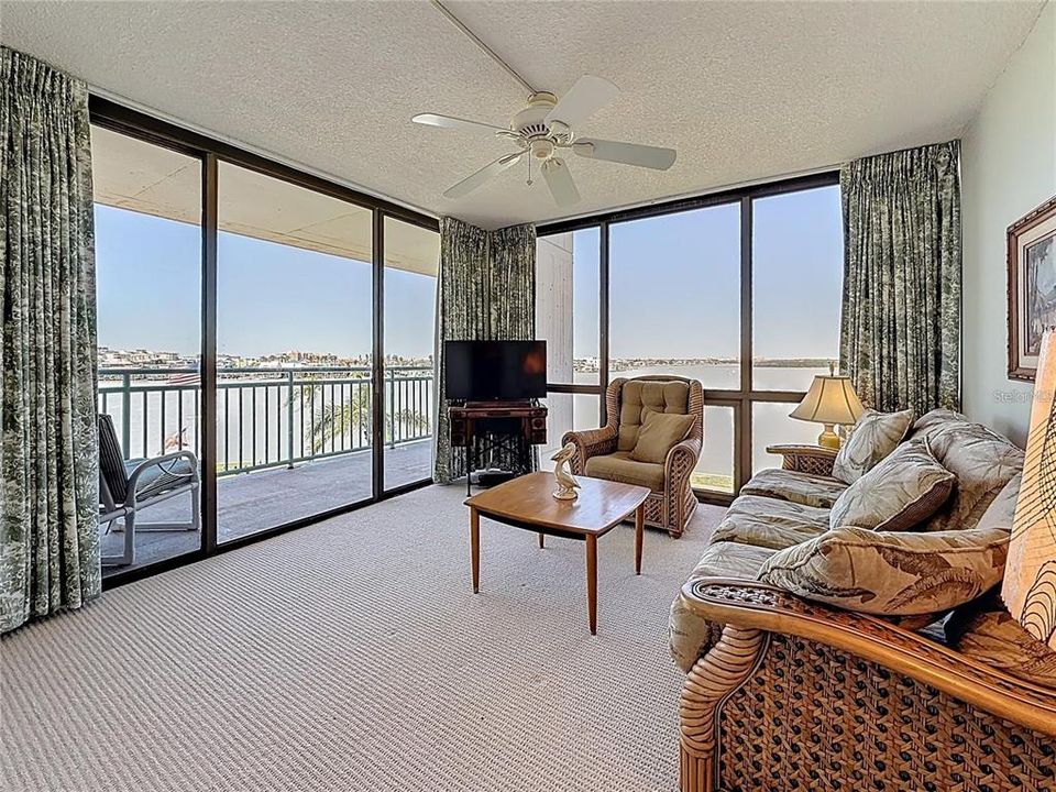 For Sale: $659,900 (3 beds, 2 baths, 1470 Square Feet)