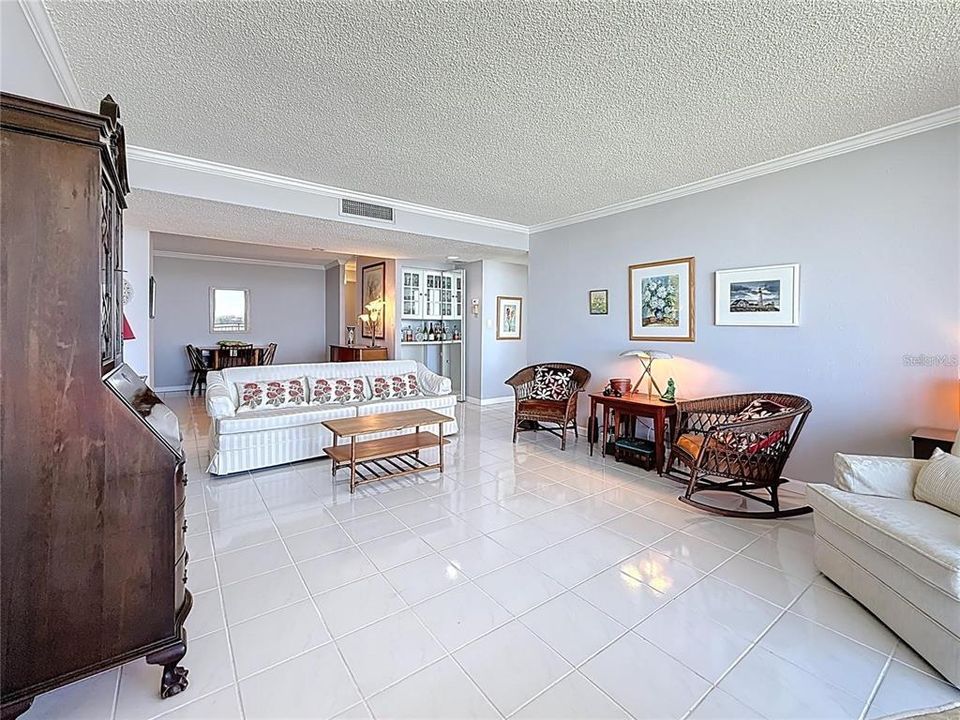 For Sale: $659,900 (3 beds, 2 baths, 1470 Square Feet)