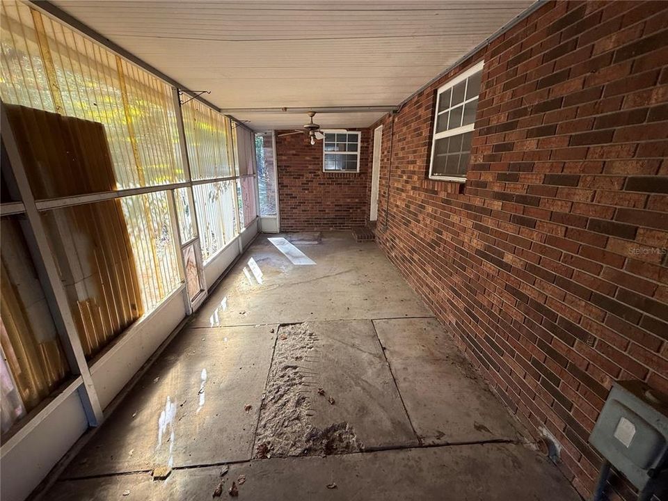 En Venta: $280,000 (3 camas, 2 baños, 2080 Pies cuadrados)