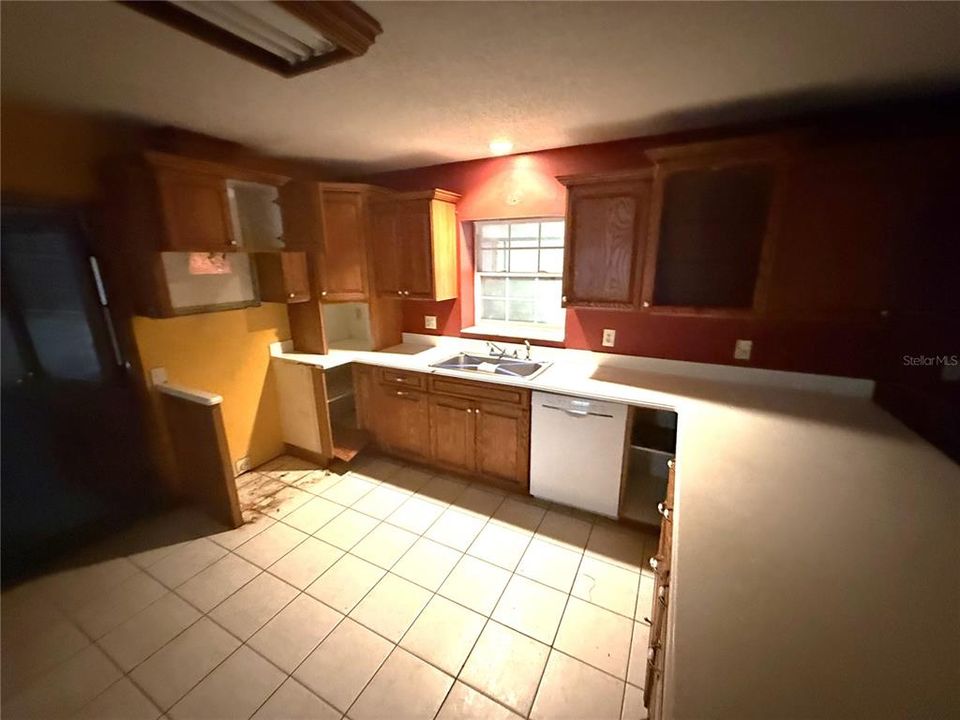 En Venta: $280,000 (3 camas, 2 baños, 2080 Pies cuadrados)