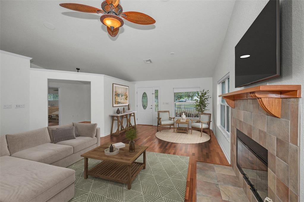 На продажу: $795,000 (2 спален, 2 ванн, 1690 Квадратных фут)