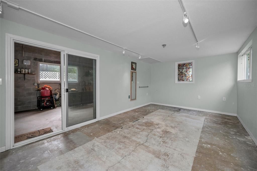 На продажу: $795,000 (2 спален, 2 ванн, 1690 Квадратных фут)