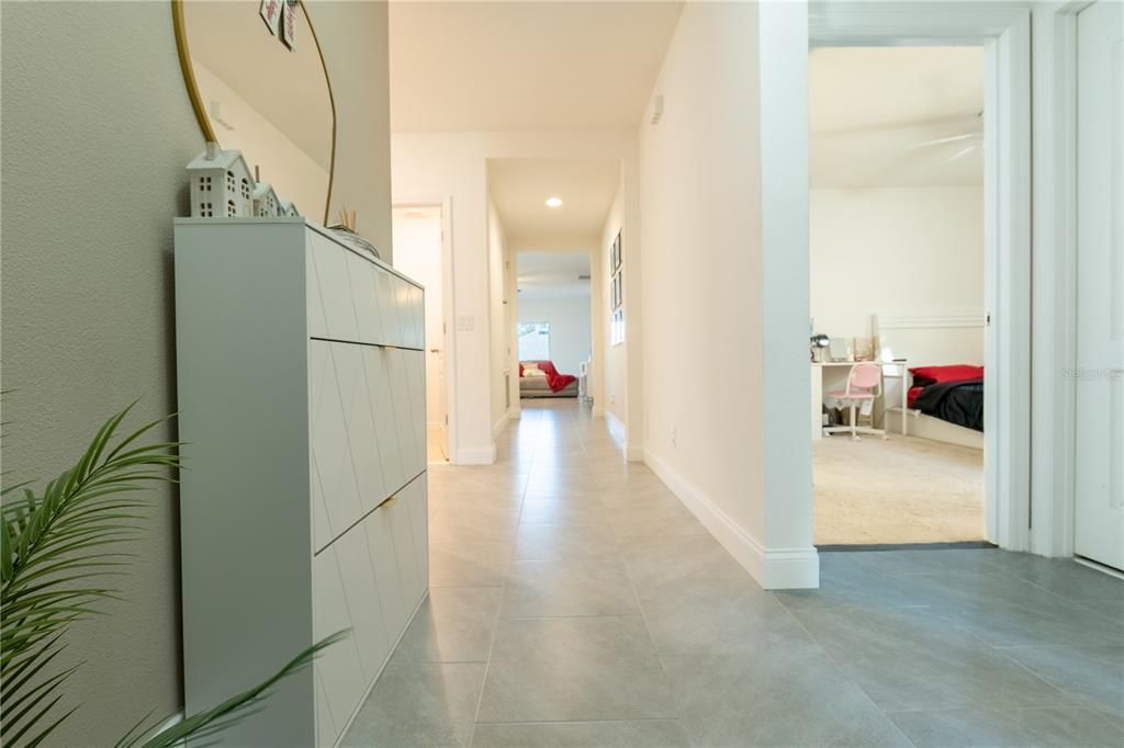 For Rent: $2,300 (4 beds, 2 baths, 1905 Square Feet)