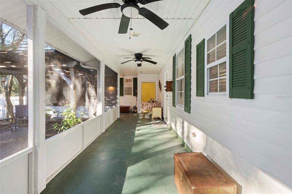 На продажу: $270,000 (2 спален, 2 ванн, 1332 Квадратных фут)