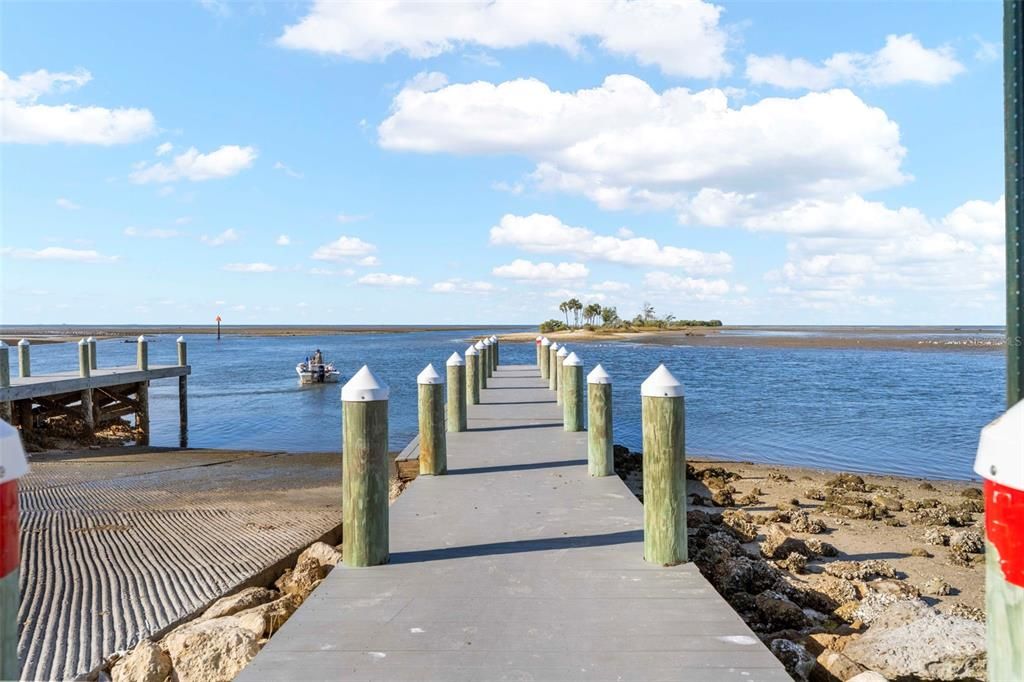 На продажу: $270,000 (2 спален, 2 ванн, 1332 Квадратных фут)