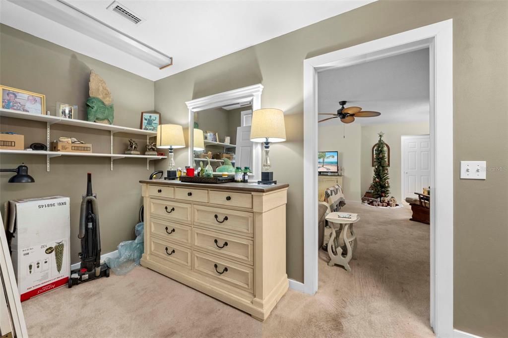 На продажу: $270,000 (2 спален, 2 ванн, 1332 Квадратных фут)