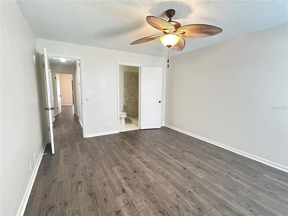 En Venta: $237,500 (2 camas, 2 baños, 1140 Pies cuadrados)