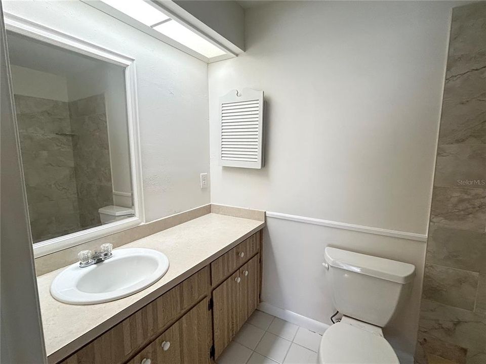 En Venta: $237,500 (2 camas, 2 baños, 1140 Pies cuadrados)