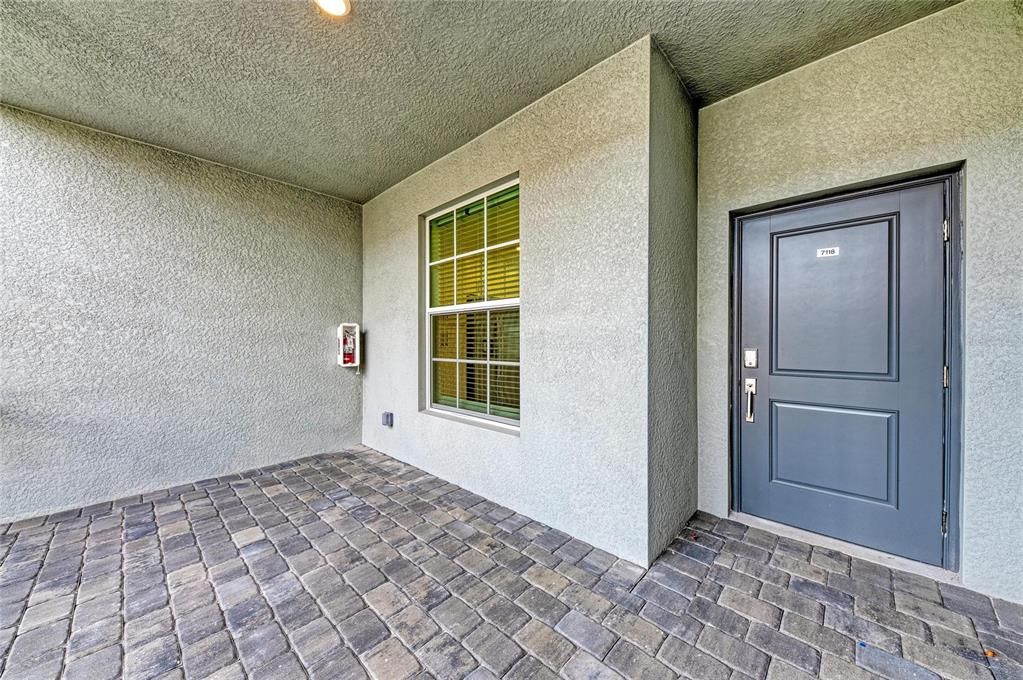 For Rent: $3,300 (2 beds, 2 baths, 1569 Square Feet)