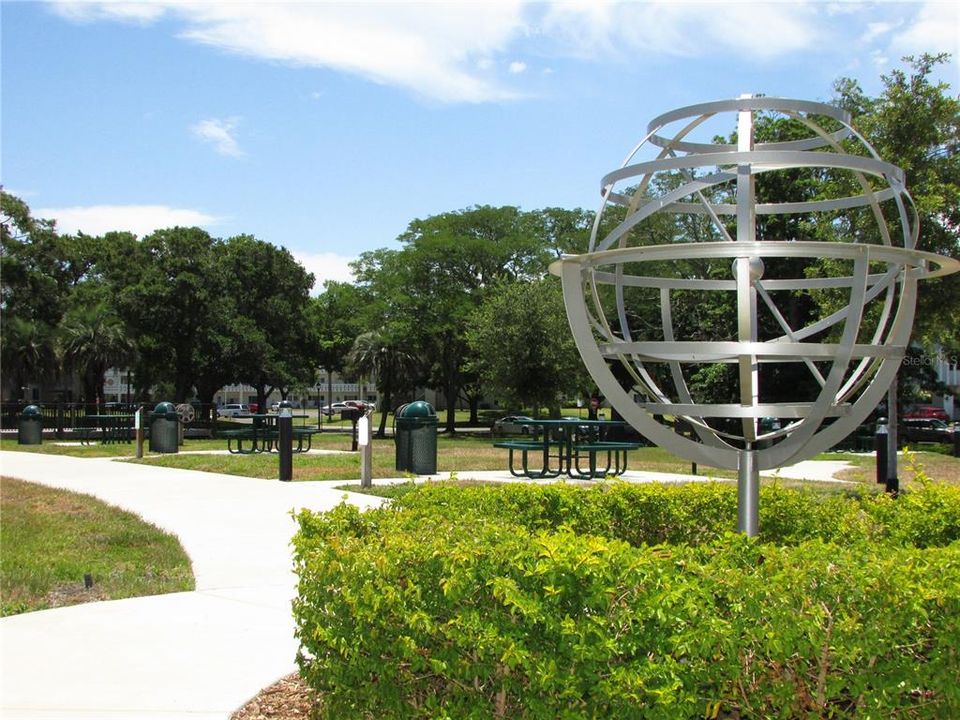 待售: $199,900 (2 贝兹, 2 浴室, 1100 平方英尺)