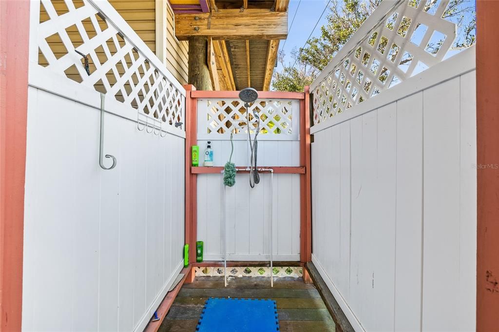 待售: $629,000 (2 贝兹, 2 浴室, 1200 平方英尺)