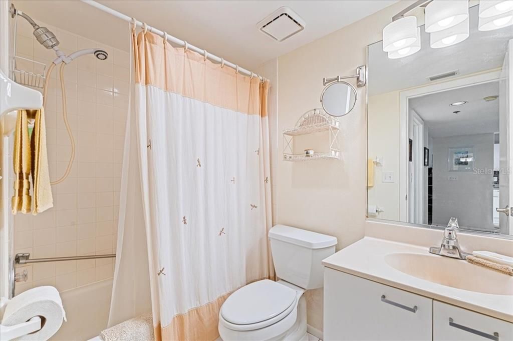 待售: $239,900 (2 贝兹, 2 浴室, 1280 平方英尺)