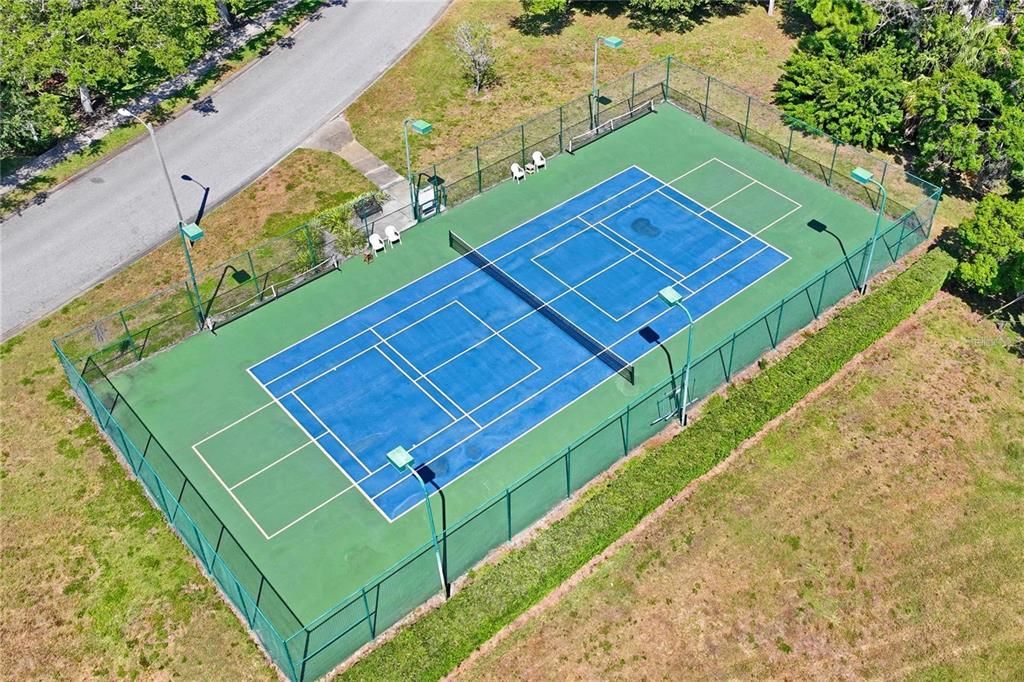 待售: $239,900 (2 贝兹, 2 浴室, 1280 平方英尺)