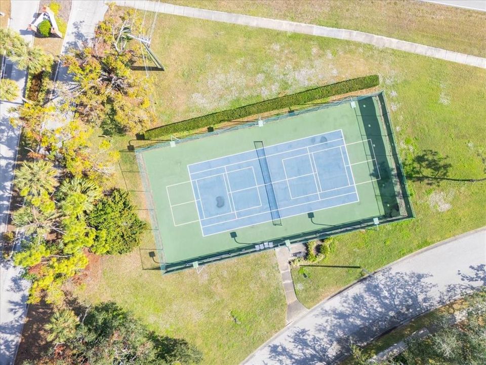 待售: $239,900 (2 贝兹, 2 浴室, 1280 平方英尺)