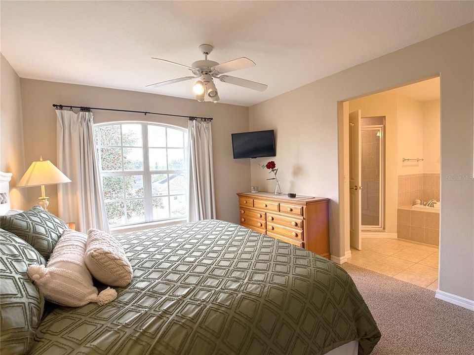 For Rent: $2,800 (4 beds, 4 baths, 2168 Square Feet)