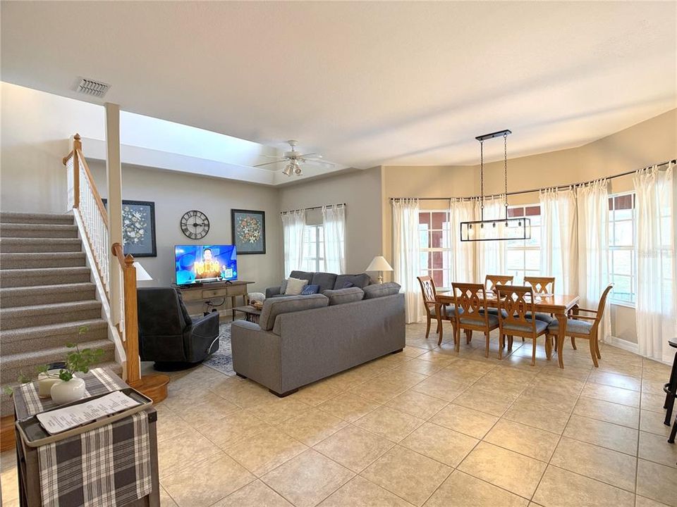 For Rent: $2,800 (4 beds, 4 baths, 2168 Square Feet)