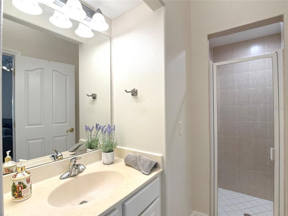 For Rent: $2,800 (4 beds, 4 baths, 2168 Square Feet)