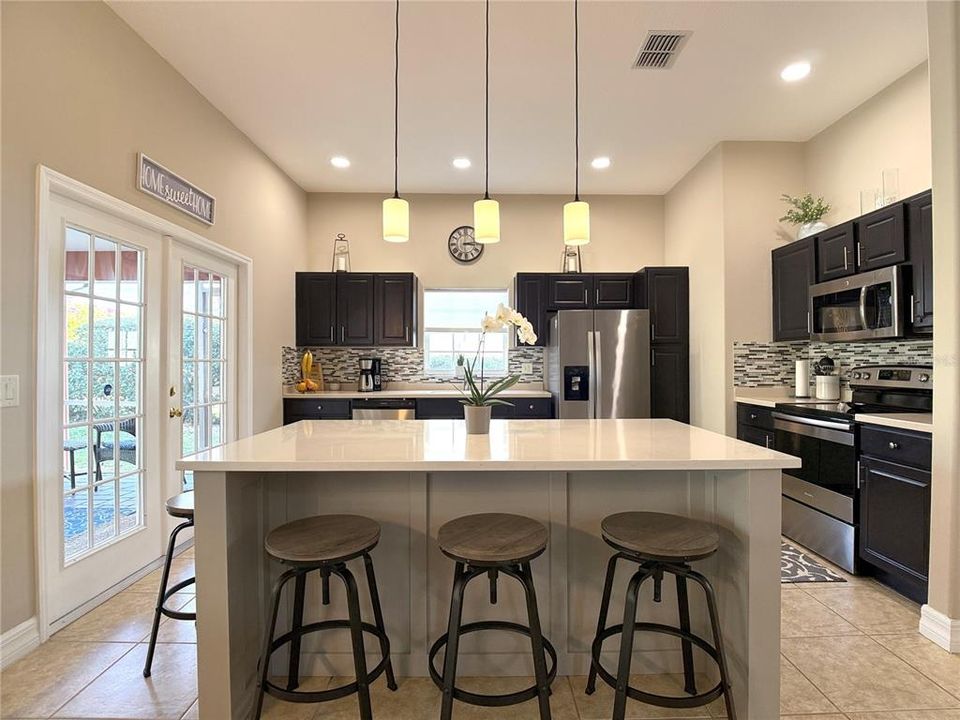 For Rent: $2,800 (4 beds, 4 baths, 2168 Square Feet)